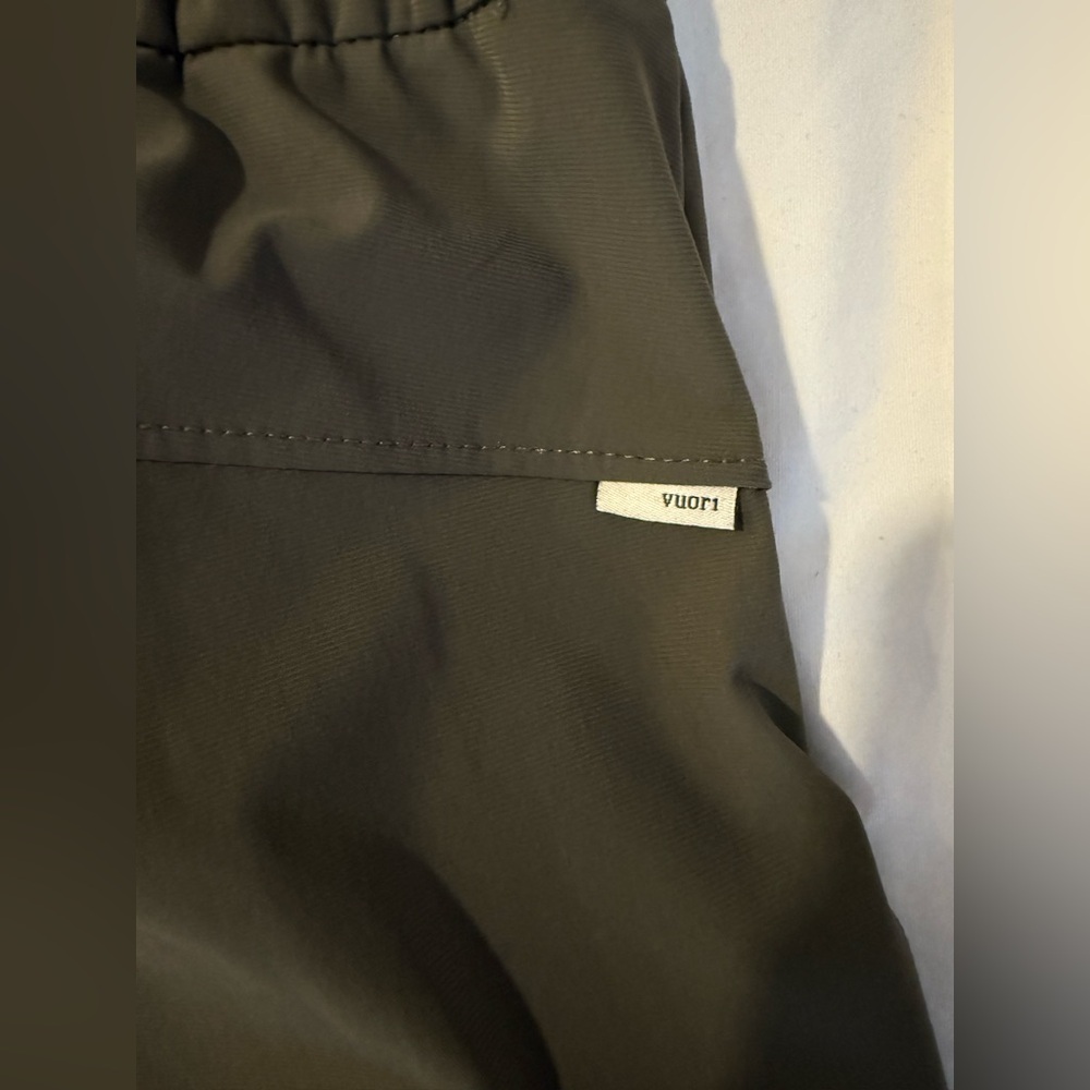 Vuori Miles Ankle Pants NWOT - Picture 8 of 11